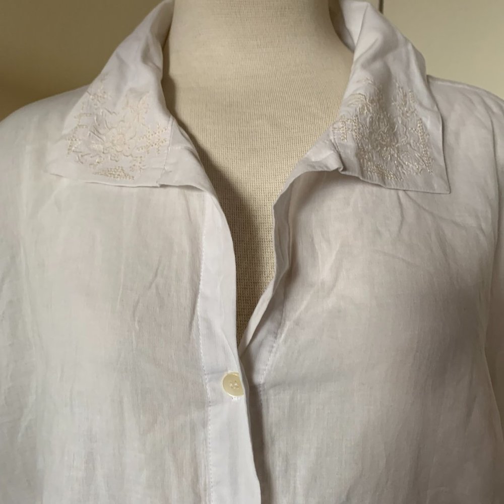 J.JILL WOMENS SHORT SLEEVE WHITE EMBROIDERED BUTTERFLYBLOUSE SIZE 2X 100% COTTON - Picture 2 of 13